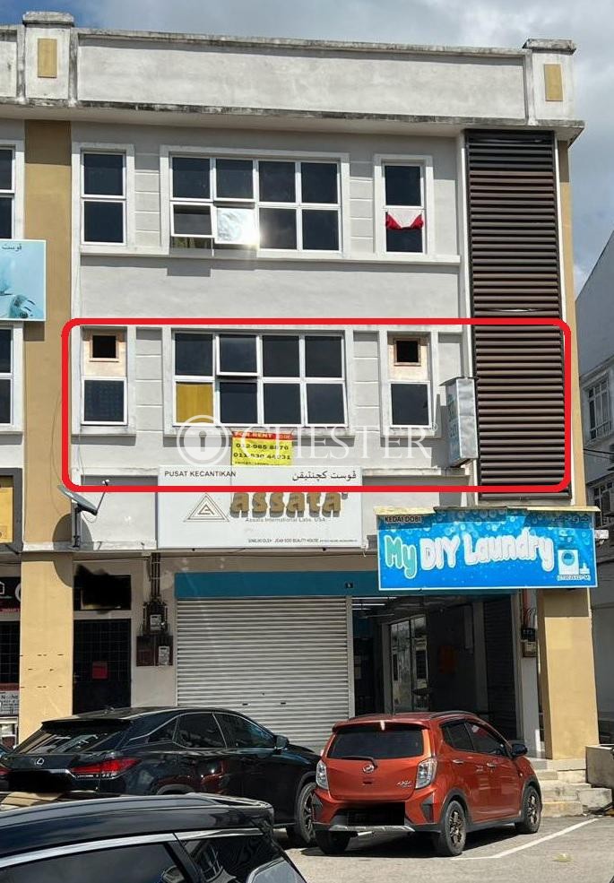 mentakab-3-storey-corner-1st-floor-shop-lot-for-rent-1